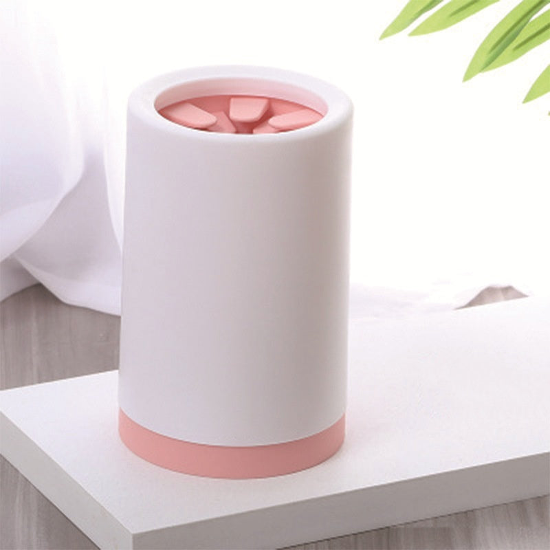 Tazza portatile per pulizia zampe di animali domestici con pettine in silicone morbido